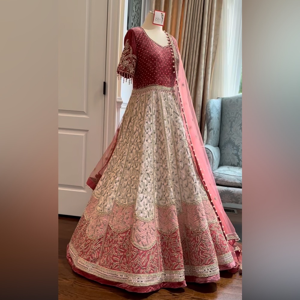 Indian bridal Pink Gown anarkali Lehenga size S-M Custom 100% Hand embroidered